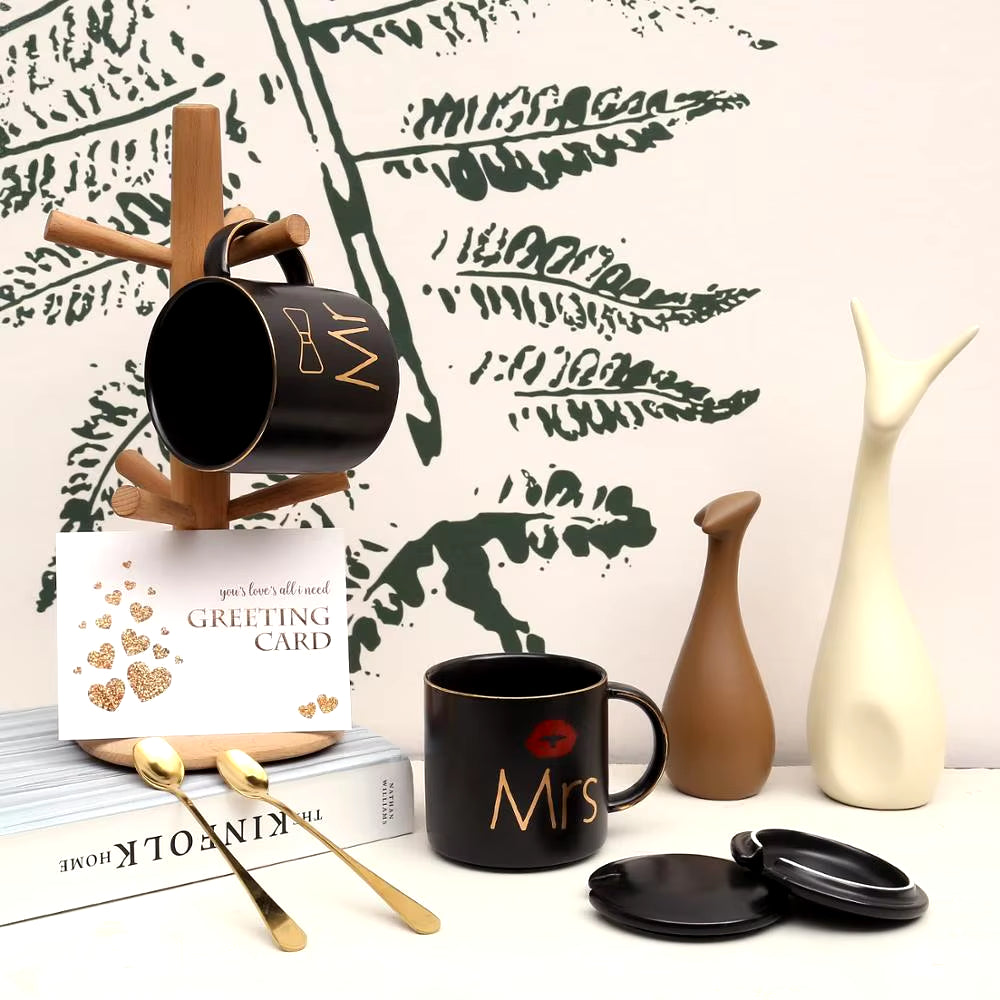 Tazas Pareja Mr & Mrs – Set de 2 Tazas de Cerámica Negra | Regalo Creativo para Bodas y Compromisos